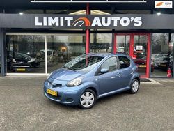 Blauw Gebruikt 2009 Toyota Aygo Hatchback | € 4.499 (Iets duurder)