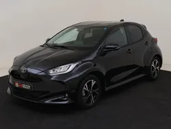 Zwart Nieuw 2025 Toyota Yaris Hatchback | € 27.995 (Eerlijke prijs)