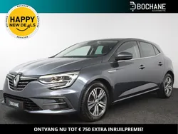 Grijs, metallic lak Gebruikt 2022 Renault Mégane IV Intens Hatchback | € 18.340 (Eerlijke prijs)