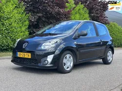 Zwart Gebruikt 2008 Renault Twingo Dynamique Hatchback | € 3.250 (Eerlijke prijs)
