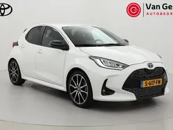 Wit Gebruikt 2023 Toyota Yaris Hybrid Sport Hatchback | € 26.999 (Eerlijke prijs)