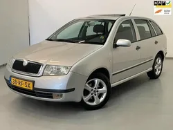 Grijs, metallic lak Gebruikt 2005 Skoda Fabia Comfort Stationwagen | € 1.745 (Eerlijke prijs)