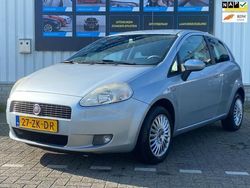 Grijs Gebruikt 2008 Fiat Grande Punto Dynamic Hatchback | € 1.800 (Eerlijke prijs)