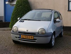 Grijs Gebruikt 2002 Renault Twingo Hatchback | € 950 (Eerlijke prijs)