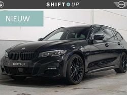 Zwart Gebruikt 2021 BMW 330e M Sport Stationwagen | € 37.940 (Eerlijke prijs)
