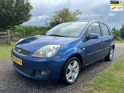 Blauw Gebruikt 2008 Ford Fiesta Futura Hatchback | € 1.999 (Eerlijke prijs)