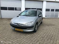 Grijs Gebruikt 2003 Peugeot 206 Stationwagen | € 450