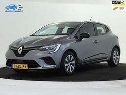 Grijs Gebruikt 2023 Renault Clio V Equilibre Hatchback | € 14.745 (Goede deal)