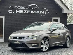 Grijs, metallic lak Gebruikt 2014 Seat Leon ST Business Stationwagen | € 13.945 (Iets duurder)