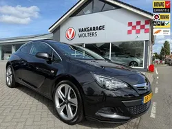 Zwart Gebruikt 2012 Opel Astra GTC Sport Hatchback | € 9.950 (Duur)