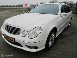 Wit Gebruikt 2004 Mercedes 320 Avantgarde Stationwagen | € 11.990 (Iets duurder)