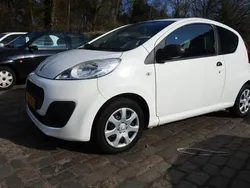 Wit Gebruikt 2012 Peugeot 107 Access Hatchback | € 2.295 (Eerlijke prijs)