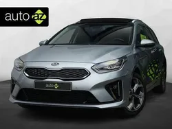 Grijs Gebruikt 2020 Kia Ceed Hatchback | € 22.900 (Iets duurder)