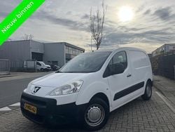 Wit Gebruikt 2010 Peugeot Partner Van | € 2.599 (Goede deal)