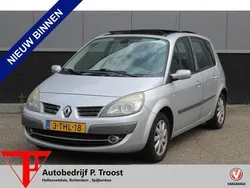 Grijs Gebruikt 2008 Renault Scénic II Luxe MPV | € 1.449 (Super prijs)