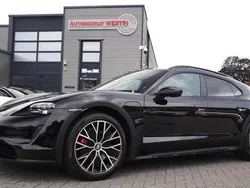 Zwart Gebruikt 2022 Porsche Taycan Cross Turismo Sedan | € 73.975