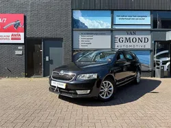 Zwart, metallic lak Gebruikt 2014 Skoda Octavia Business Line Stationwagen | € 5.450 (Eerlijke prijs)