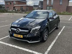 Zwart Gebruikt 2015 Mercedes GLA45 AMG AMG SUV | € 25.000 (Goede deal)