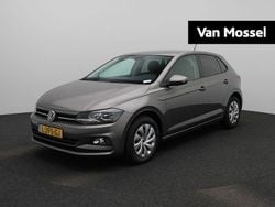 Grijs Gebruikt 2021 VW Polo Comfortline Hatchback | € 13.900 (Goede deal)