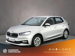 Zilver Gebruikt 2023 Skoda Fabia Ambition Hatchback | € 23.400 (Iets duurder)