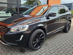 Zwart Gebruikt 2015 Volvo XC60 R-Design SUV | € 21.300 (Super prijs)