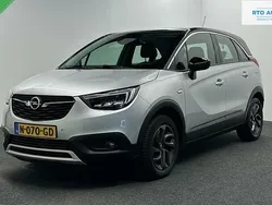 Grijs, metallic lak Gebruikt 2019 Opel Crossland X Innovation SUV | € 12.000 (Eerlijke prijs)