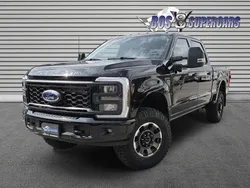 Zwart Nieuw 2024 Ford F250 Lariat Van | € 109.950