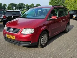 Rood Gebruikt 2005 VW Touran Trendline MPV | € 1.850 (Iets duurder)
