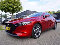 Rood Gebruikt 2021 Mazda 3 Sportive Hatchback | € 21.945 (Super prijs)