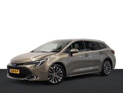Groen Gebruikt 2024 Toyota Corolla Hybrid Stationwagen | € 28.950
