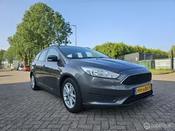 Grijs Gebruikt 2015 Ford Focus Trend Stationwagen | € 4.499 (Eerlijke prijs)