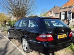 Mercedes E320