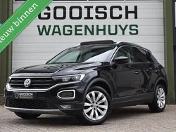Zwart Gebruikt 2019 VW T-Roc Style SUV | € 16.900 (Duur)