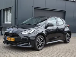 Zwart Gebruikt 2024 Toyota Yaris Comfort Hatchback | € 22.450 (Goede deal)