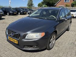 Grijs Gebruikt 2009 Volvo V70 Summum Stationwagen | € 4.500