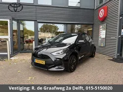 Zwart Gebruikt 2024 Toyota Yaris Active Hatchback | € 26.999 (Duur)