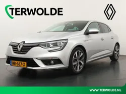 Grijs Gebruikt 2017 Renault Mégane IV Bose Edition Hatchback | € 16.795 (Iets duurder)