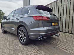 Grijs Gebruikt 2019 VW Touareg R-line SUV | € 36.000 (Super prijs)