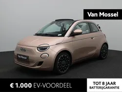 Roze Gebruikt 2023 Fiat 500e La Prima Cabriolet | € 25.900 (Eerlijke prijs)