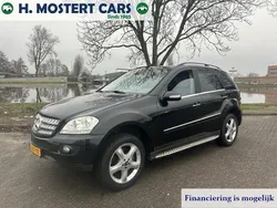 Zwart Gebruikt 2007 Mercedes ML320 SUV | € 4.440 (Iets duurder)