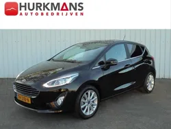 Zwart, metallic lak Gebruikt 2018 Ford Fiesta Titanium Hatchback | € 12.644 (Eerlijke prijs)
