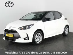 Wit Gebruikt 2024 Toyota Yaris Hybrid Active Hatchback | € 23.200 (Eerlijke prijs)