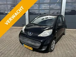 Zwart Gebruikt 2012 Peugeot 107 Hatchback | € 5.835 (Iets duurder)