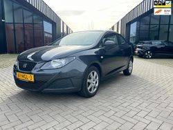 Grijs Gebruikt 2008 Seat Ibiza Reference Hatchback | € 2.250