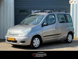 Grijs Gebruikt 2003 Toyota Yaris Terra Stationwagen | € 3.950 (Duur)