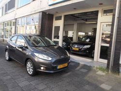 Grijs Gebruikt 2015 Ford Fiesta Titanium Hatchback | € 8.450 (Eerlijke prijs)