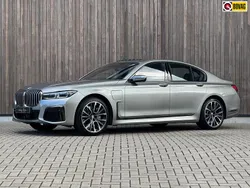 Grijs Gebruikt 2021 BMW 745 Executive Sedan | € 54.900 (Eerlijke prijs)