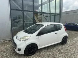 Wit Gebruikt 2010 Peugeot 107 Hatchback | € 1.950 (Goede deal)
