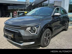 Grijs Gebruikt 2024 Kia Niro SUV | € 32.945 (Eerlijke prijs)