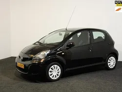 Zwart Gebruikt 2009 Toyota Aygo Comfort Hatchback | € 3.499 (Eerlijke prijs)